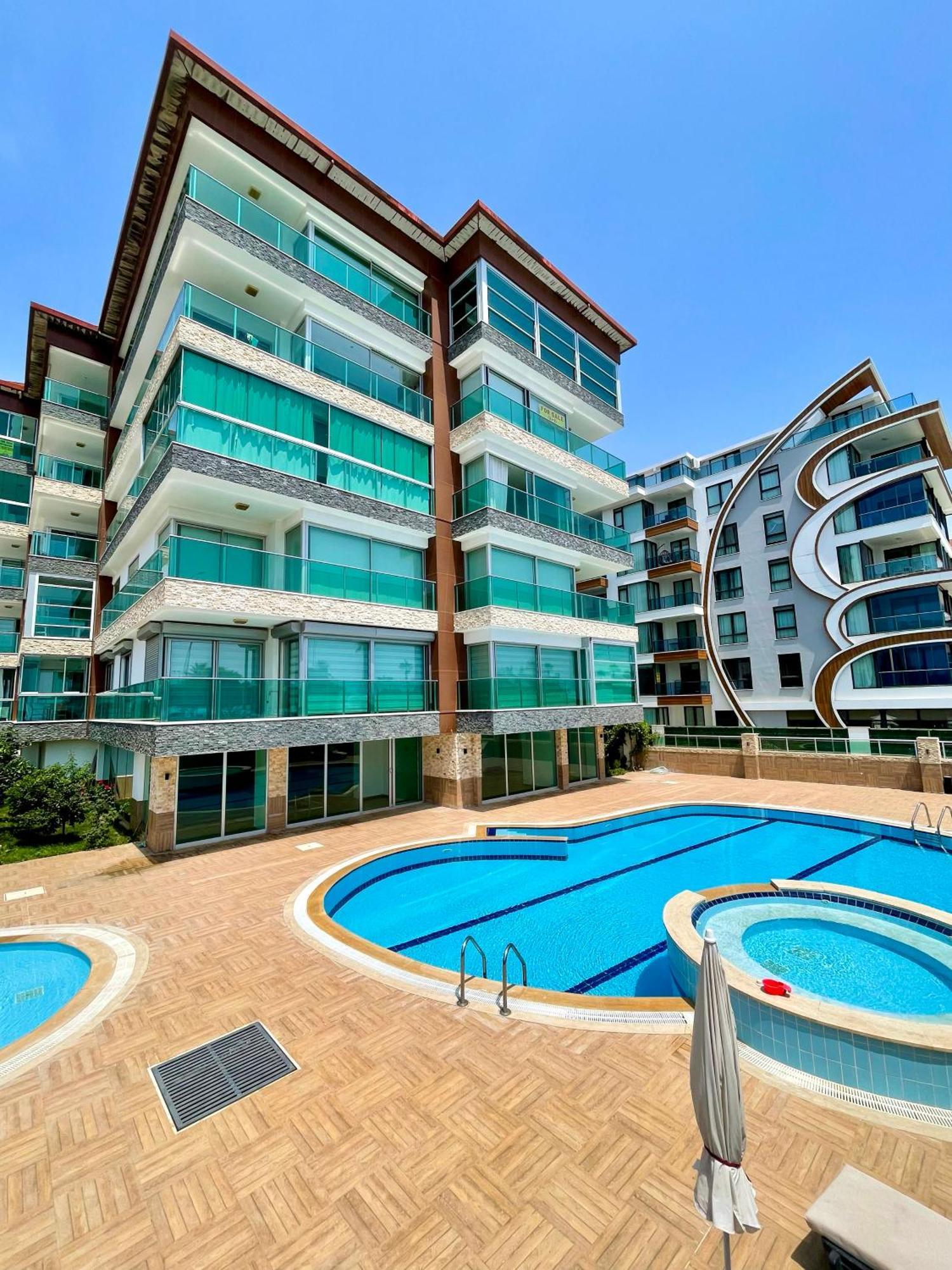 Sa Apartments! 300M To The Beach アランヤ エクステリア 写真