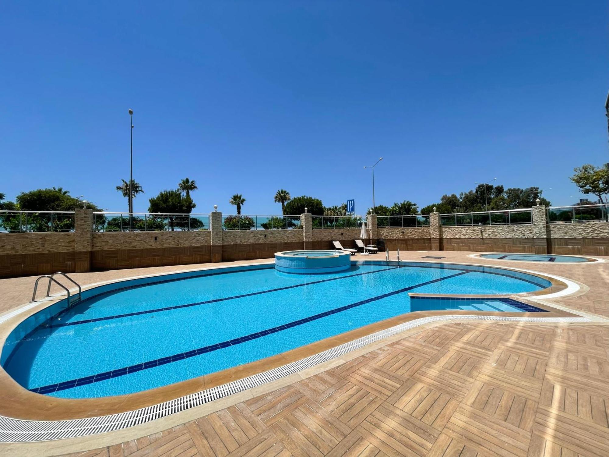 Sa Apartments! 300M To The Beach アランヤ エクステリア 写真